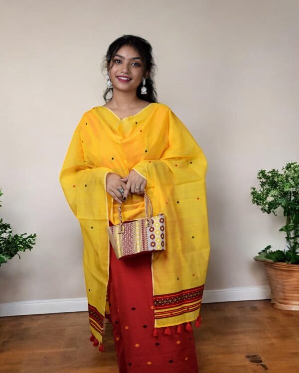 Dimasa Rikhaosa- Dupatta- Shawl – Traditional NorthEast