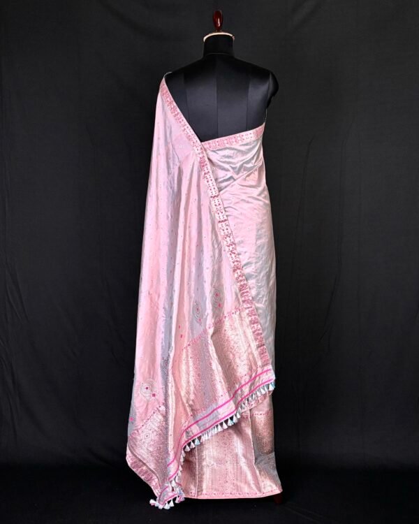Sador Mekhela - Paat - Traditional Design – Traditional NorthEast