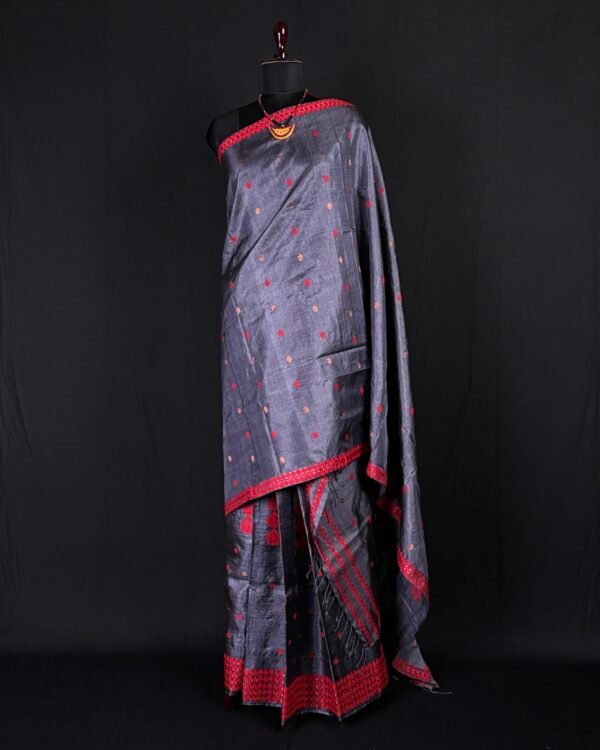 Sador Mekhela - Dye Tussar Silk - Traditional Design – Traditional NorthEast