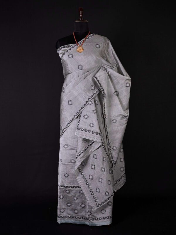 Sador Mekhela - Cotton Kesapaat – Traditional NorthEast