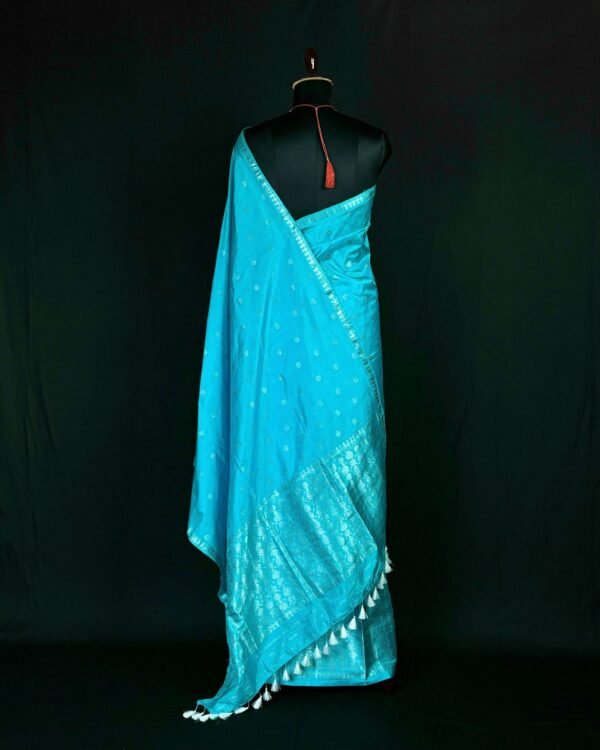 Sador Mekhela - Paat - Traditional Design - Image 2