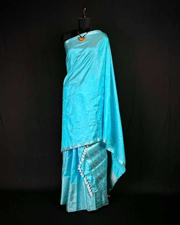 Sador Mekhela: Pure Paat Silk - Traditional Assam Design - Image 1