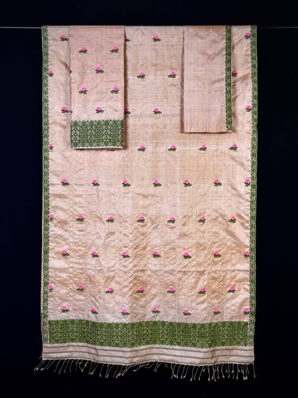 Sador Mekhela: Authentic Toss Silk from Assam - Image 2