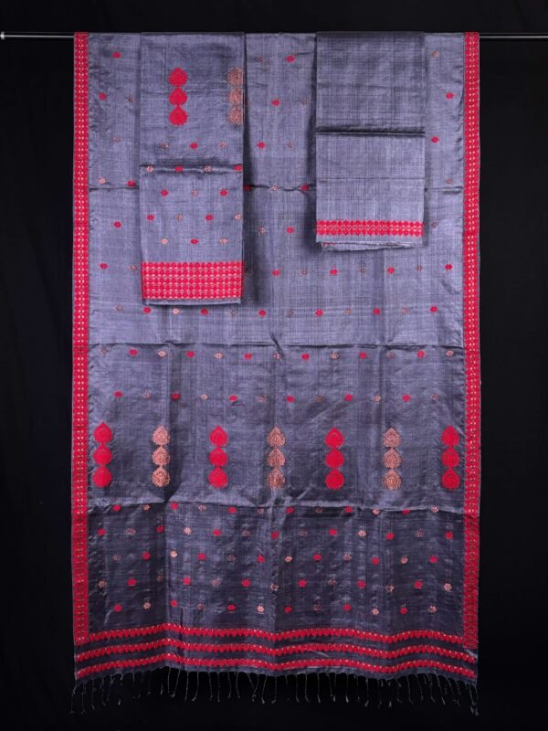 Sador Mekhela - Dye Tussar Silk - Traditional Design – Traditional NorthEast