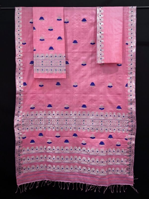 Sador Mekhela Tussar Silk: Traditional Assamese Dress - Image 2