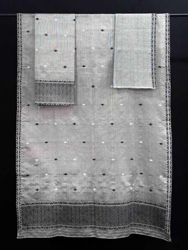 Sador Mekhela: Handloom Cotton Kesapaat Set - Image 2