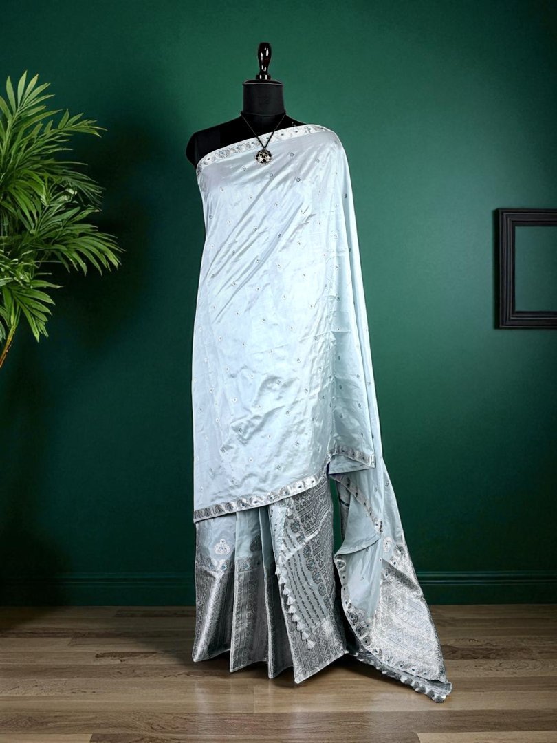 Sador Mekhela AH 1 Sador Mekhela - Paat - Traditional Design - Image 1