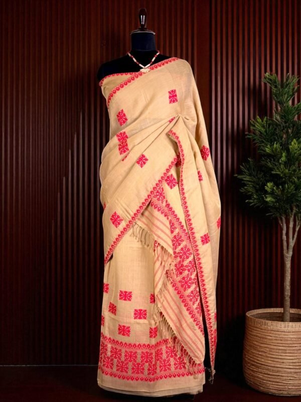 Sador Mekhela: Authentic Nooni Cotton from Assam - Image 1