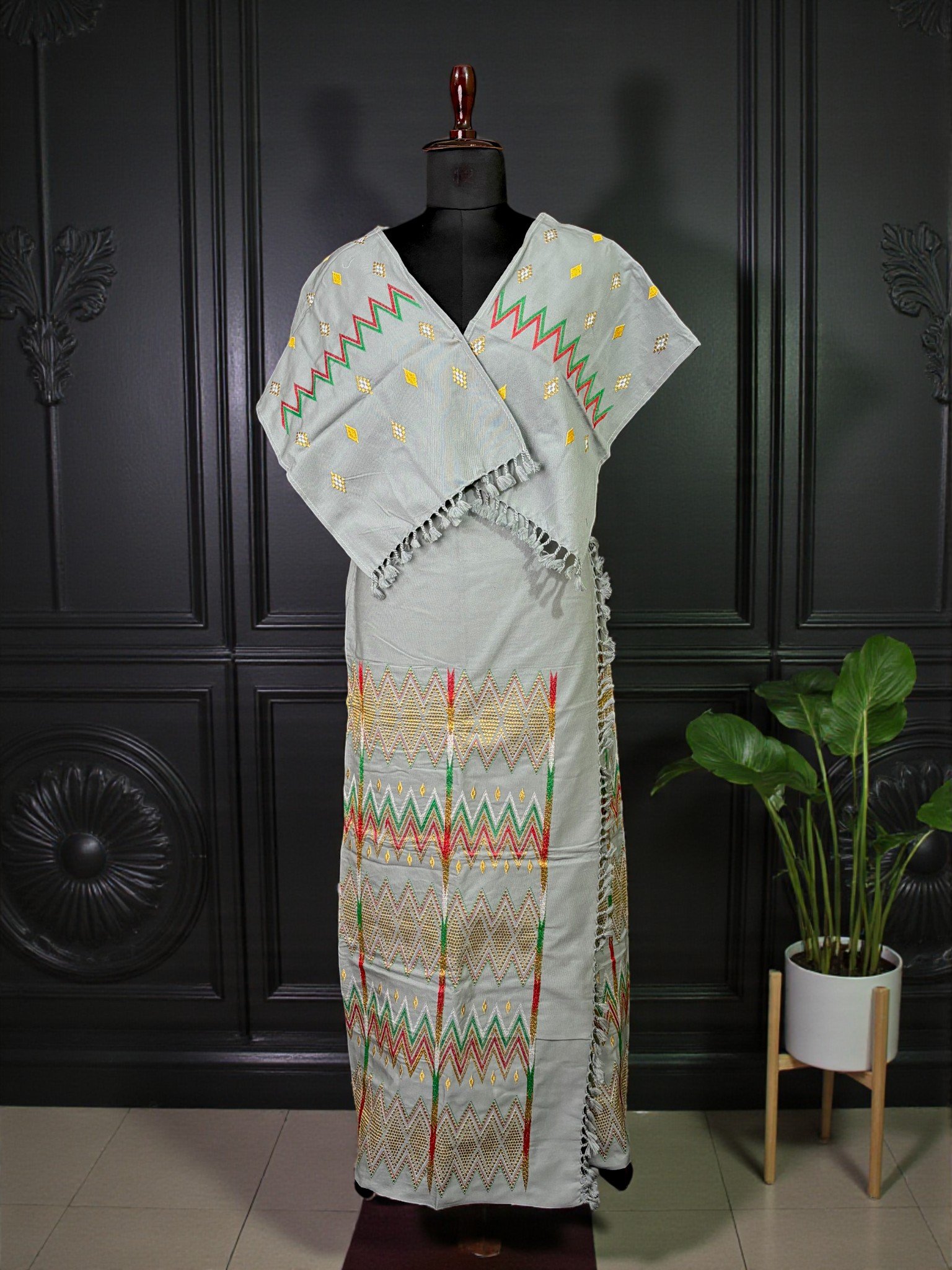 TNE_MizoCollection_A4 Wrapper Set - Mizo - Grey - Image 1