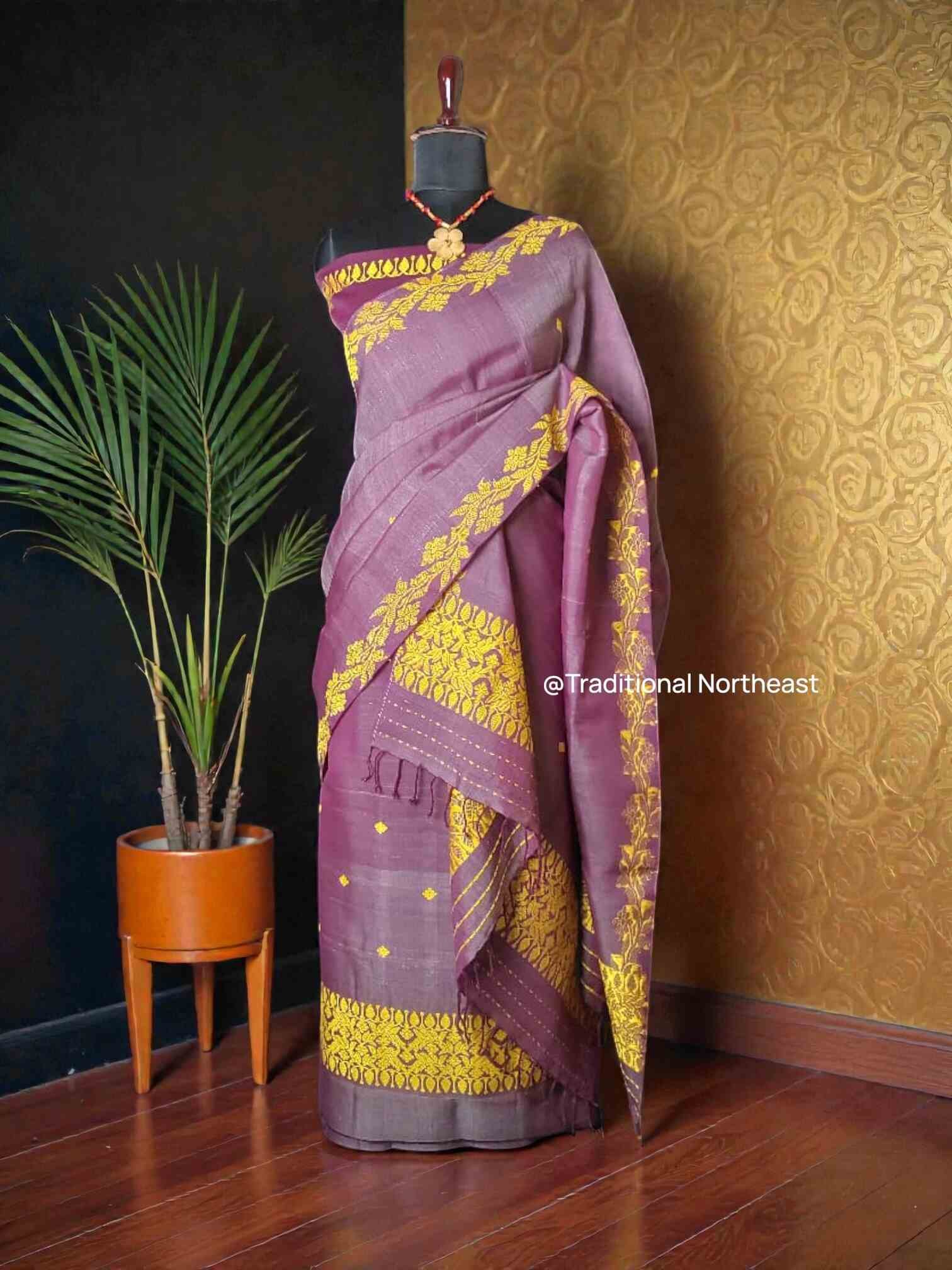 WhatsApp Image 2025-12-05 at 6.2 Sador Mekhela - Nooni Cotton - Self Bordered - Image 1