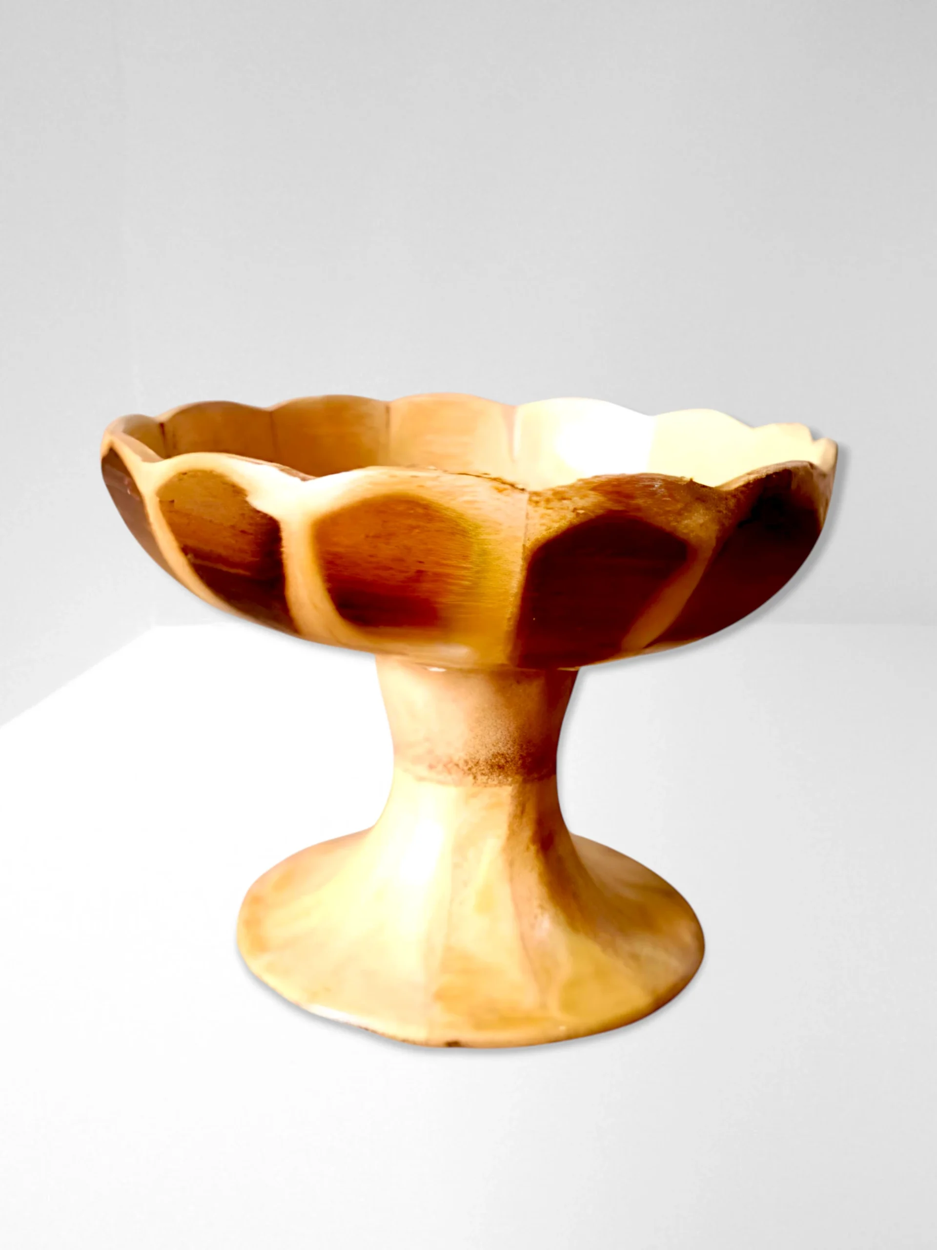 Handicrafts_SmritirekaBorah_2 Footed Bowl - Wooden Design - Image 1